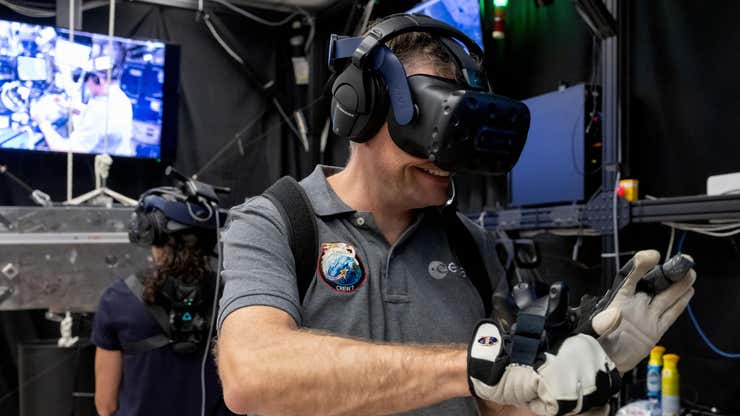 Image for Curing the Space Blues: Vive VR Headset for Astronauts' Mental Health Heads to ISS