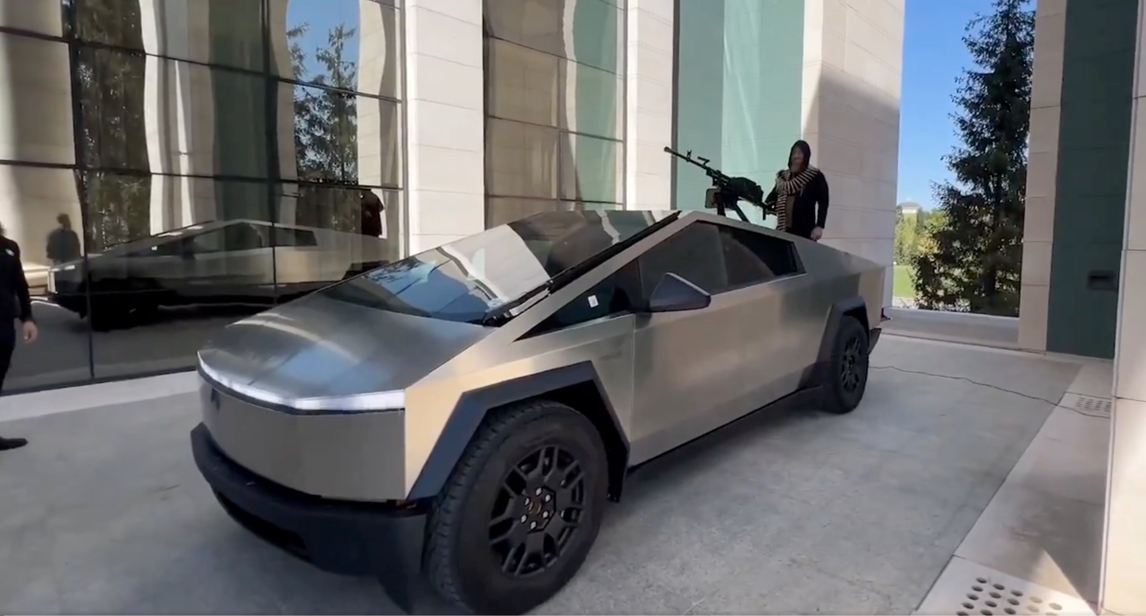 Image for No, Elon Musk did not give a Putin-backed warlord a Tesla Cybertruck