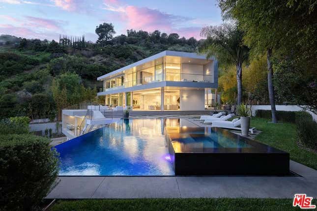 Image for article titled This week&#39;s most fabulous real estate listings