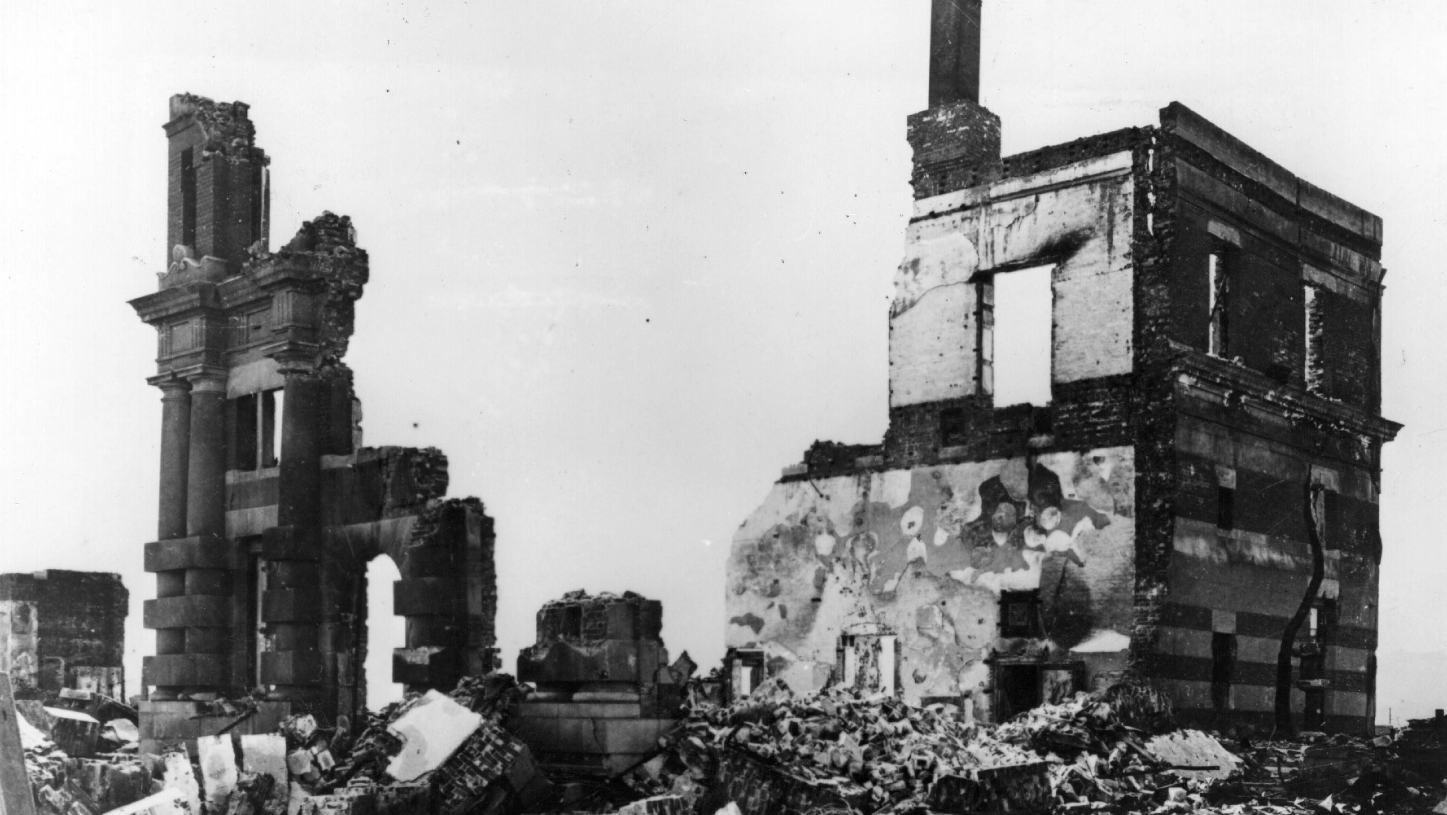Image for Nuclear waste from the Manhattan Project is being moved — and it takes 25 trucks per week