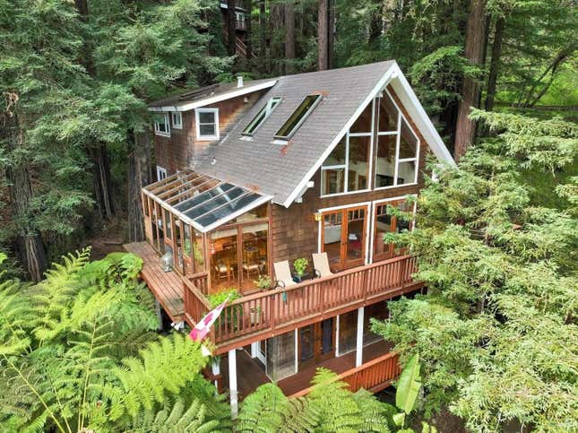 Image for article titled This week&#39;s most fabulous real estate listings